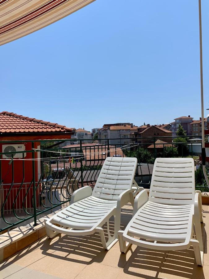 Guest House “Olesya” Obzor Exterior photo